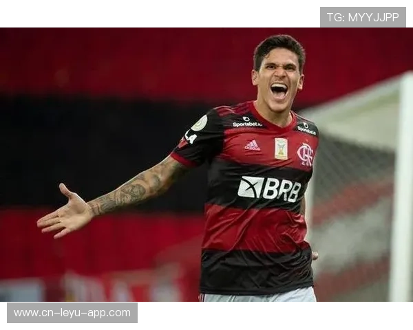 塞维利亚外围连射制造骚动——精彩进攻背后的战术布局