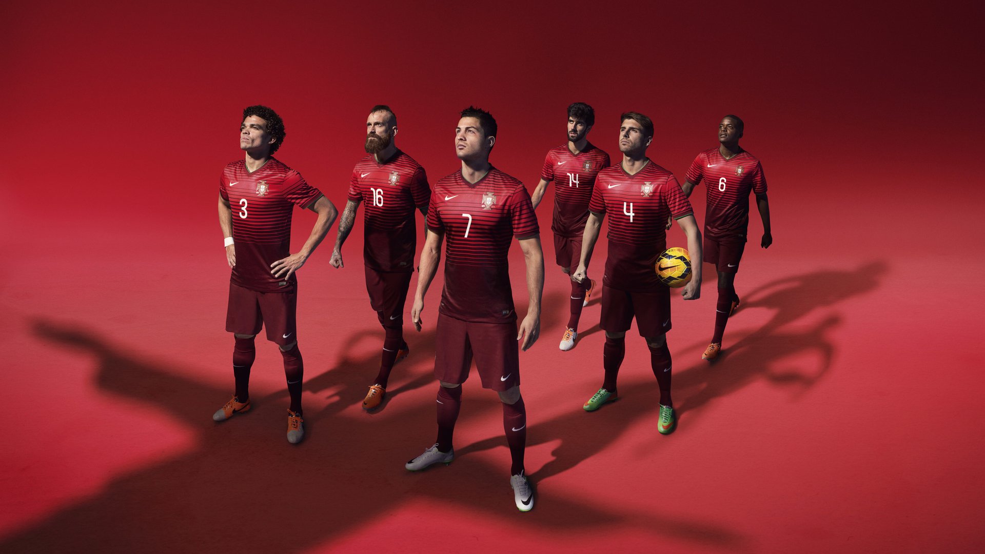 拜仁穆西亚拉盘带突破点燃全场,拜仁慕尼黑穆斯拉